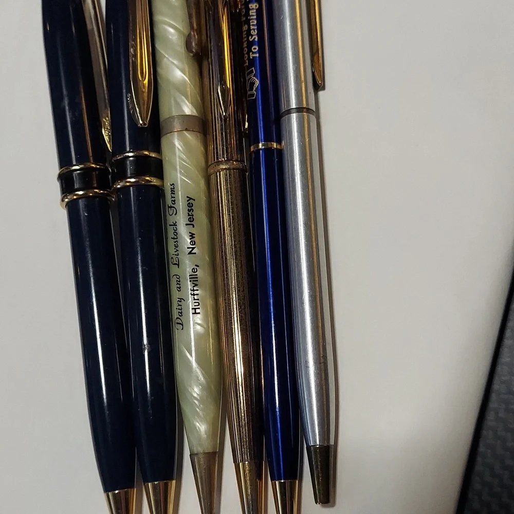 Assorted Vintage Ballpoint Twist Pen‎ Bundle Lot